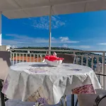 Vlado Apartman *
