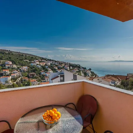 Apartament Vlado *