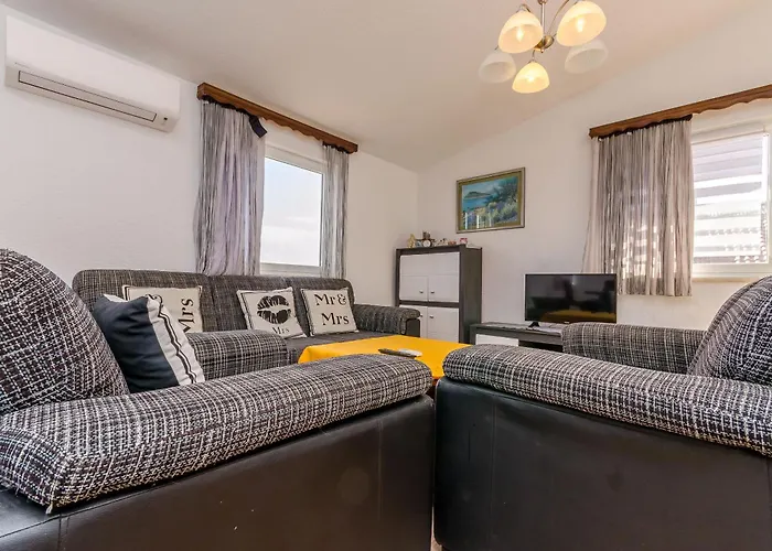 Vlado * 特罗吉尔