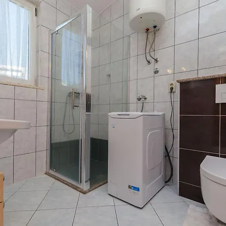 Vlado Apartment Trogir