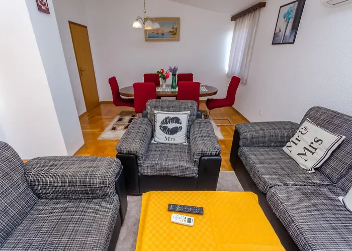 Apartman Vlado *